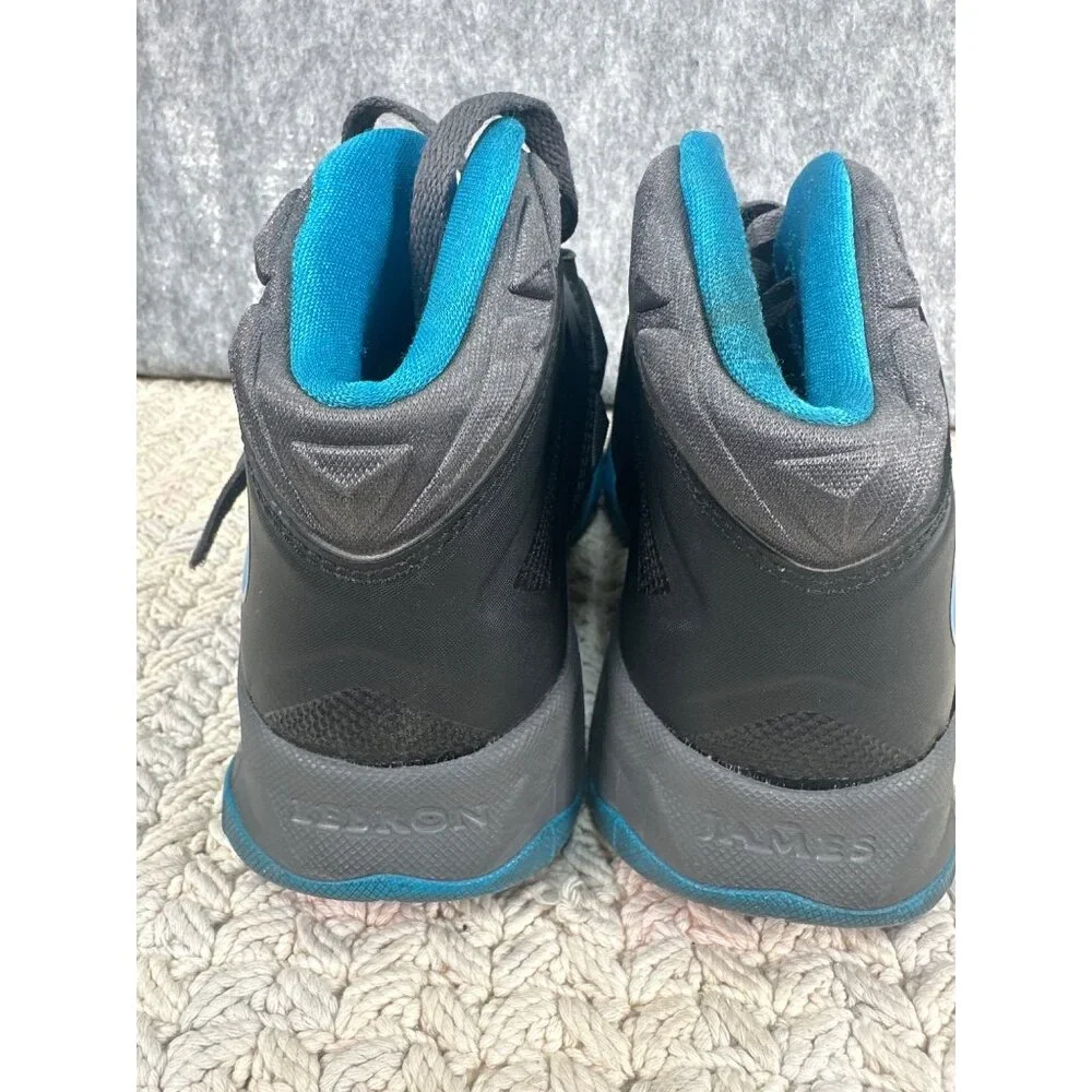 Nike Lebron Soldier VIII BG Boys Basketball Shoes Sz 5.5Y Black/Blue/Gray Pre-Ow
